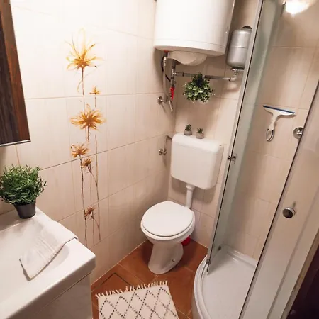 Holiday home Beautiful Wooden House With Jacuzzi - Chalet Hisa Karlovsek Smarjeske Toplice